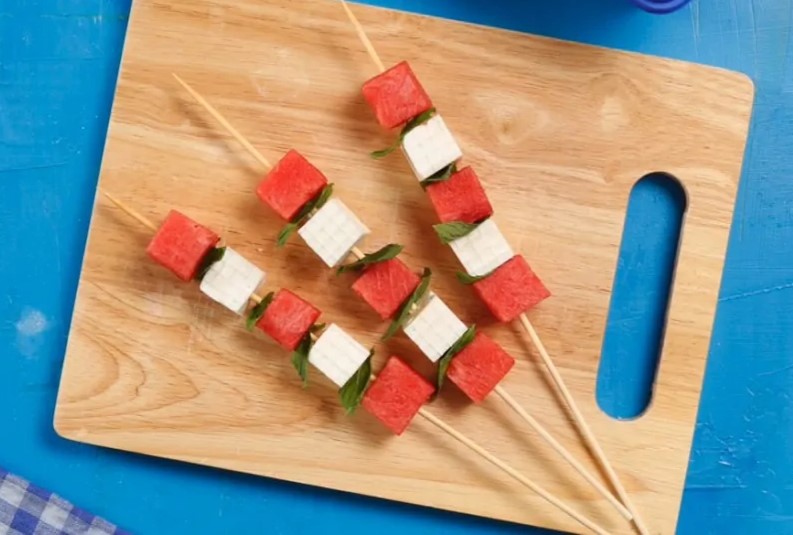 שיפודי בולגרית, אבטיח ונענע