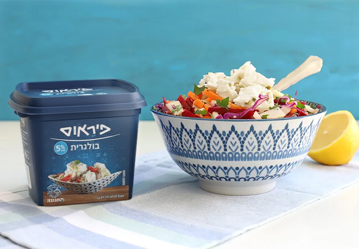 סלט שורשים עם בולגרית חלפיניו