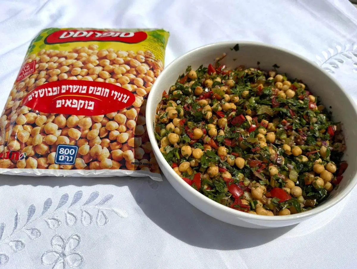סלט חומוס רענן לחגים