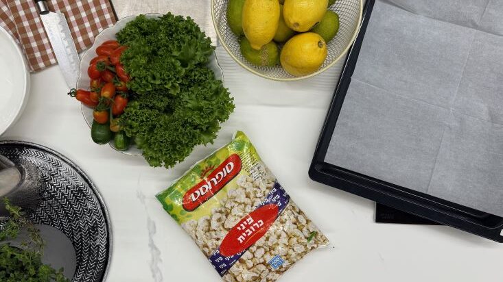 סלט קרוטוני כרובית מטריף עם רוטב חרדל-דבש