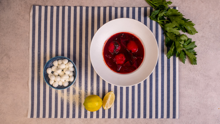 קובה סלק במילוי בייבי מוצרלה