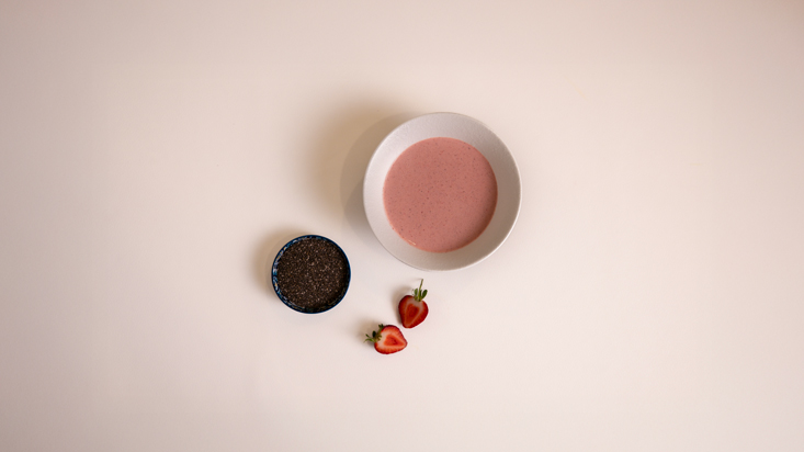 טוחנים בבלנדר עד שמתקבלת תערובת חלקה ואחידה.