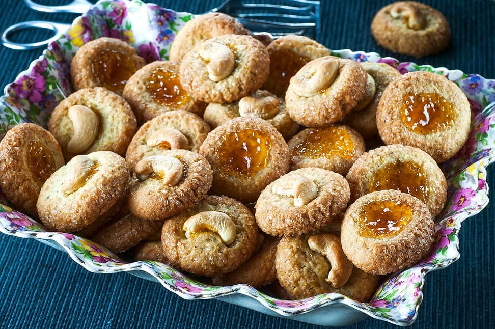 עוגיות קשיו וריבה
