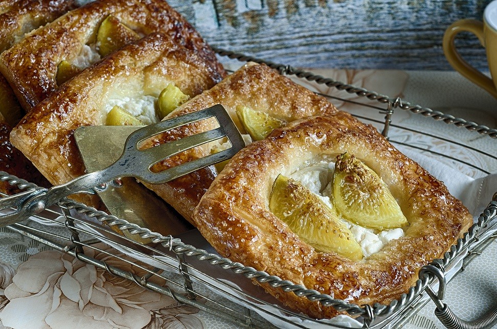 דייניש בולגרית ותאנים