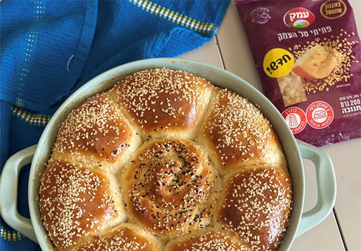 לחמניות במילוי גבינת טל העמק