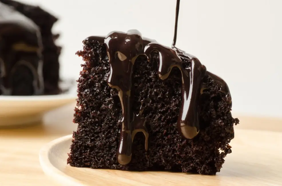 עוגת שוקולד עסיסית ומהירה להכנה